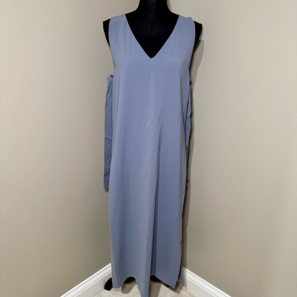 Theory Natia Maxyne Crepe Maxi Dress Dusty Blue V-Neck Side Tie Size 10 F14